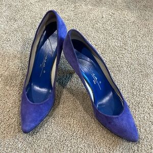 Vintage Caressa Indigo suede pump
